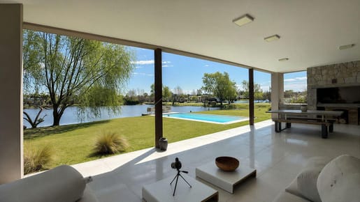 Casa en venta en Viñedos de La Tahona 4 dormitorios Vista al lago