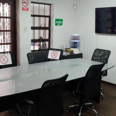 ALQUILO OFICINA PRIMER PISO  M CALLE COLON  MIRAFLORES