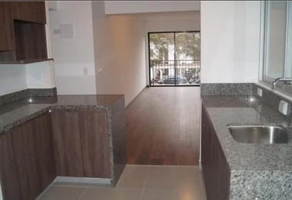 VENDO DEPARTAMENTO DE  M TRES DORMITORIOS PARQUE TRADICINES MIRAFLORES