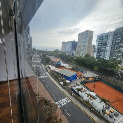 VENDO DEPARTAMENTO DE  DOS  DORMITORIOS EN MALECON  JULIO