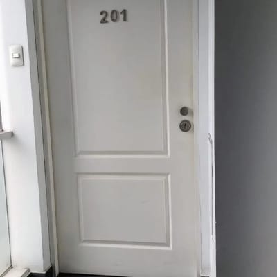 Venta de Lindo departamento  en segundo piso