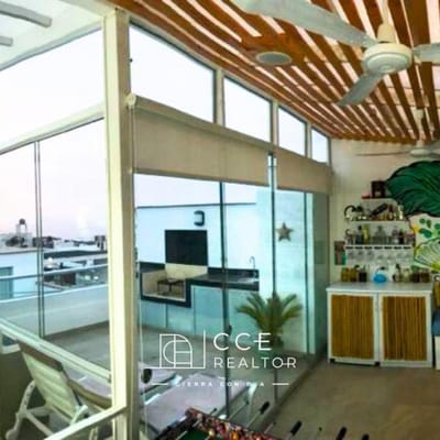 Alquiler de almacn y oficinas en Parque Industrial