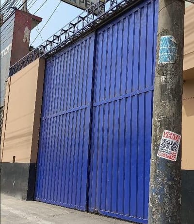 VENTA DE LOCAL INDUSTRIAL EN NICOLAS AYLLON