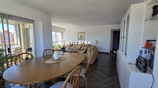 Apartamento en venta de 3 dormitorios en Punta del Este