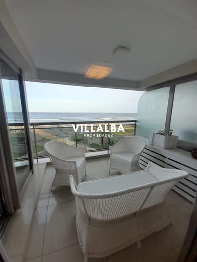Apartamento en venta de 3 dormitorios en Punta del este , Torre Imperiale , Playa Mansa
