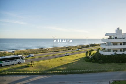 Departamento de 2 suites + depedencia en venta Frente al mar.