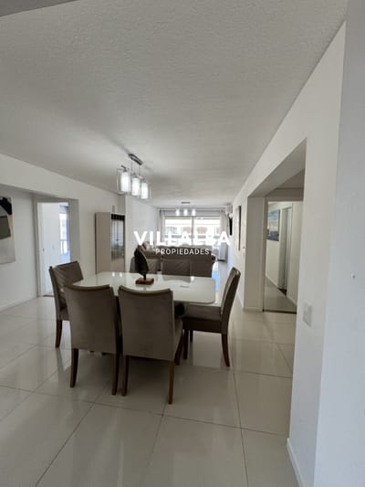 Apartamento en Mansa con Vista al Mar