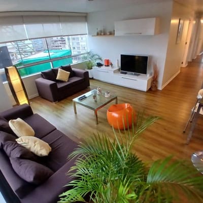 Alquiler de Departamento Amblado en Miraflores  Vista al Parque Kennedy