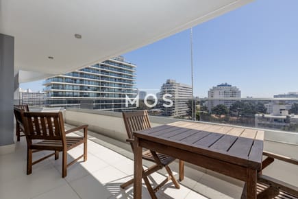 Apartamento 3 dormitorios en venta - Aidy Grill - Excelentes vistas
