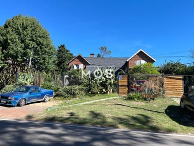 Chalet en venta en Pinares - Punta del Este