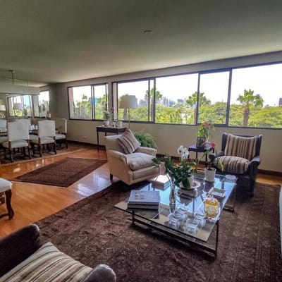 Vendo departamento en San Isidro frente al Golf remodelado linda vista