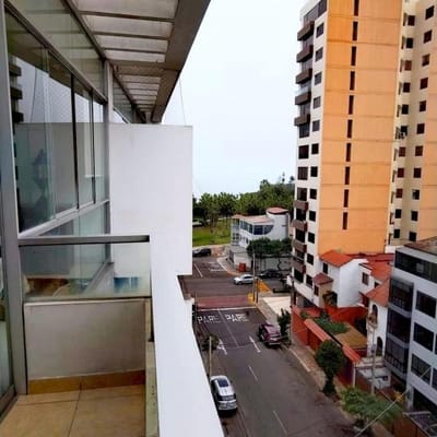 Departamento Penthouse duplex   dormitorios con vista al mar