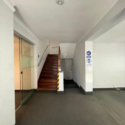 ALQUILER DE CASA ZONA RDM EN SANTA CRUZ