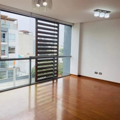 Vendo departamento  dormitorios cerca a Wong de Chacarilla
