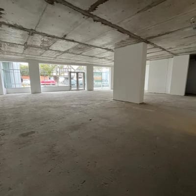 ALQUILO ESPECTACULAR LOCAL COMERCIAL DE ESTRENO EN SAN ISIDRO