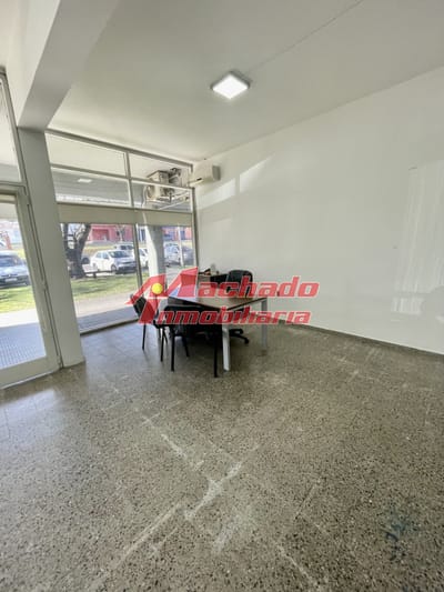 OPORTUNIDAD LOCAL COMERCIAL EN EXCELENTE ESTADO