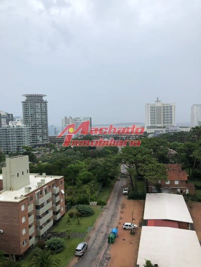 Vende apartamento de 1 dormitorio en Punta del Este