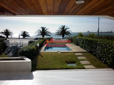 Alquiler y venta de apartamento de 3 dormitorios y dependencia en Punta del Este