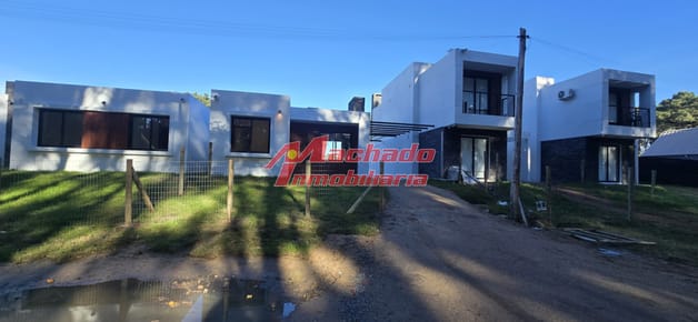 Venta de casa de 3 dormitorios en Parque Burnett