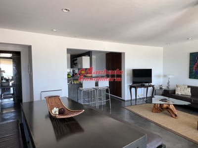 VENTA,1 dormitorio, 2 baños,  con amplio living comedor y vista al faro, mansa y brava