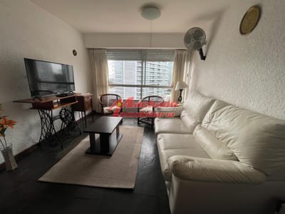 Departamento en venta en Brava - Punta del Este de 1 dormitorio y medio.