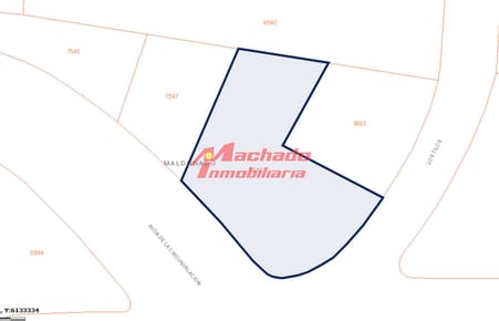 terreno en venta en Barrio Parque del Golf