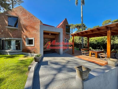 Espectacular casa en venta en playa mansa