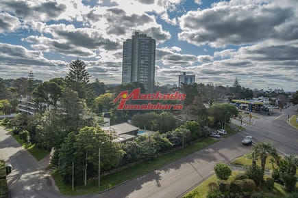 Venta Apartamento de 3 dormitorios en zona Roosevelt, Punta del Este.