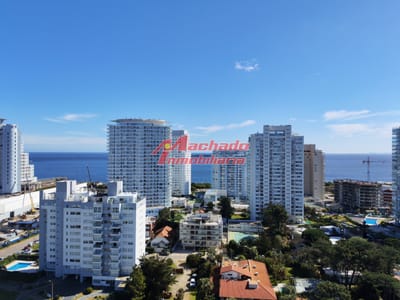 Dos dormitorios con vista al mar en venta y alquiler