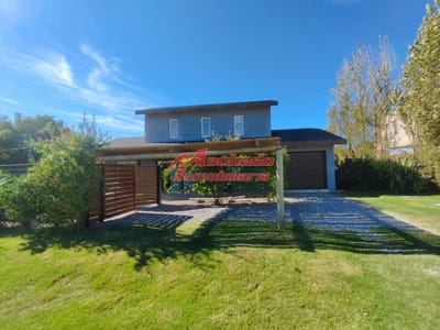 Casa en venta de dos dormitorios en Punta Ballena