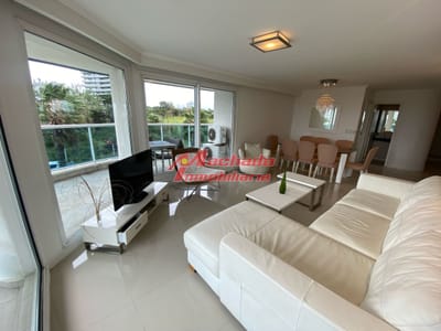 Apartamento en venta y alquiler de apartamento de 3 dormitorios en Punta del Este