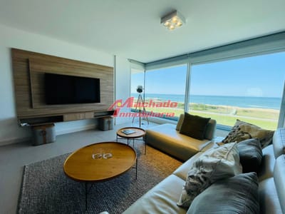 Alquiler  y venta de apartamento de 3 dormitorios en Punta del Este