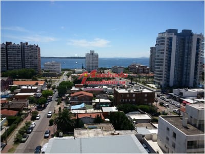 Alquiler de apartamento de dos dormitorios en Punta del Este