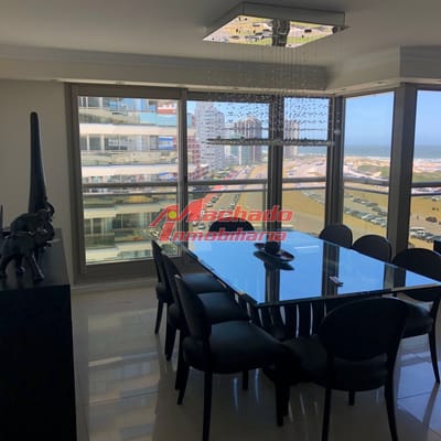 apartamento en venta  , primera linea de la brava.