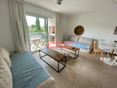 Apartamento en venta PlayaMansa 1 dormitorio con parrillero