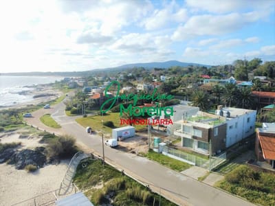 SUNSET casa en venta, moderna y confortable sobre playa Lamas, de frente al mar en Playa Verde
