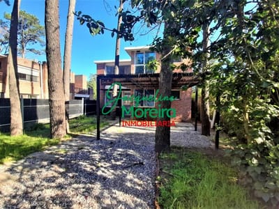DOÑA ROSA - Venta Casa a estrenar en barrio residencial Piriápolis