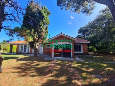 UNA ESTRELLA, OPORTUNIDAD UNICA!!! GRAN CHALET EN VENTA con excelente renta anual, a sólo 3 cuadras playa Los Angeles Piriapolis