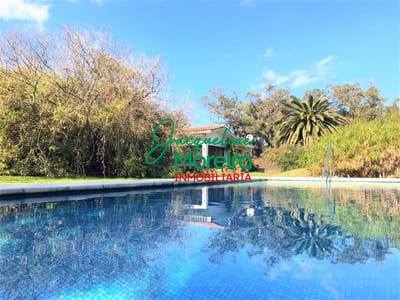 **C101612** - \"BENTEVEO\" es un chalet con gran parque enjardinado y piscina muy soleada