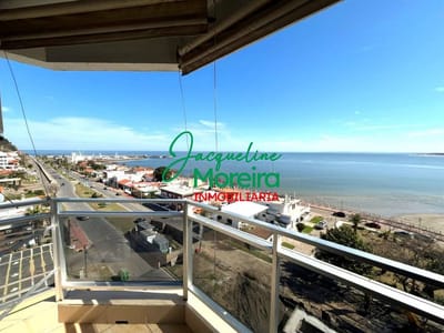 **A101120** - OPORTUNIDAD VENTA APARTAMENTO  frente al mar  - 2 DORMITORIOS , 1 BAÑO, TERRAZA PARRILLERO. PIRIAPOLIS