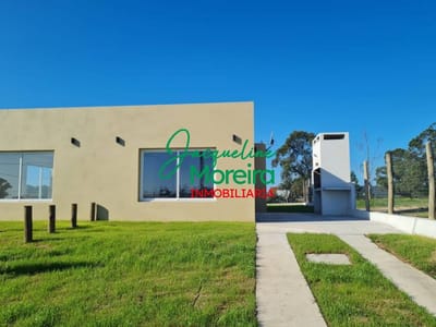 SUNRISES, CASA en VENTA con EXCELENTE RENTA ANUAL