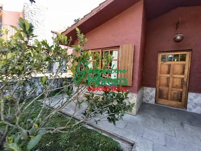 EL CANTARO, CASA EN VENTA BARRIO RESIDENCIAL. PIRIAPOLIS.