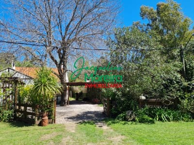 FINCA DE MAR, CASA en VENTA en medio de gran jardin cerca del mar y desembocadura arroyo SOLIS