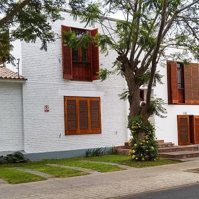 Venta o alquiler de casa como oficina en San Isidro