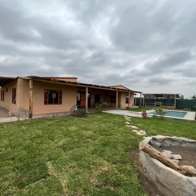 Casa de campo en condominio nuevo a la venta  Chincha El Carmen