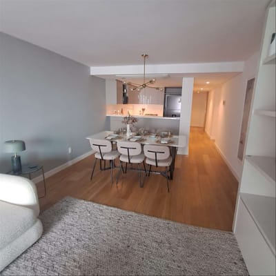Venta apartamento de 3 dormitorios, 3 banos, 2 cocheras en Villa Biarritz