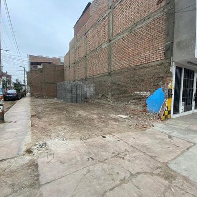 ALQUILER DE TERRENO PARA USO COMERCIAL EN URB PRO LOS OLIVOS