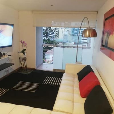 Venta departamento cerca Larcomar