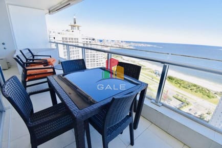 Apartamento en venta Playa Mansa 2 dormitorios SEASONS