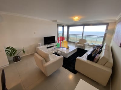 Apartamento en venta y alquiler temporario Playa Brava 3 dormitorios